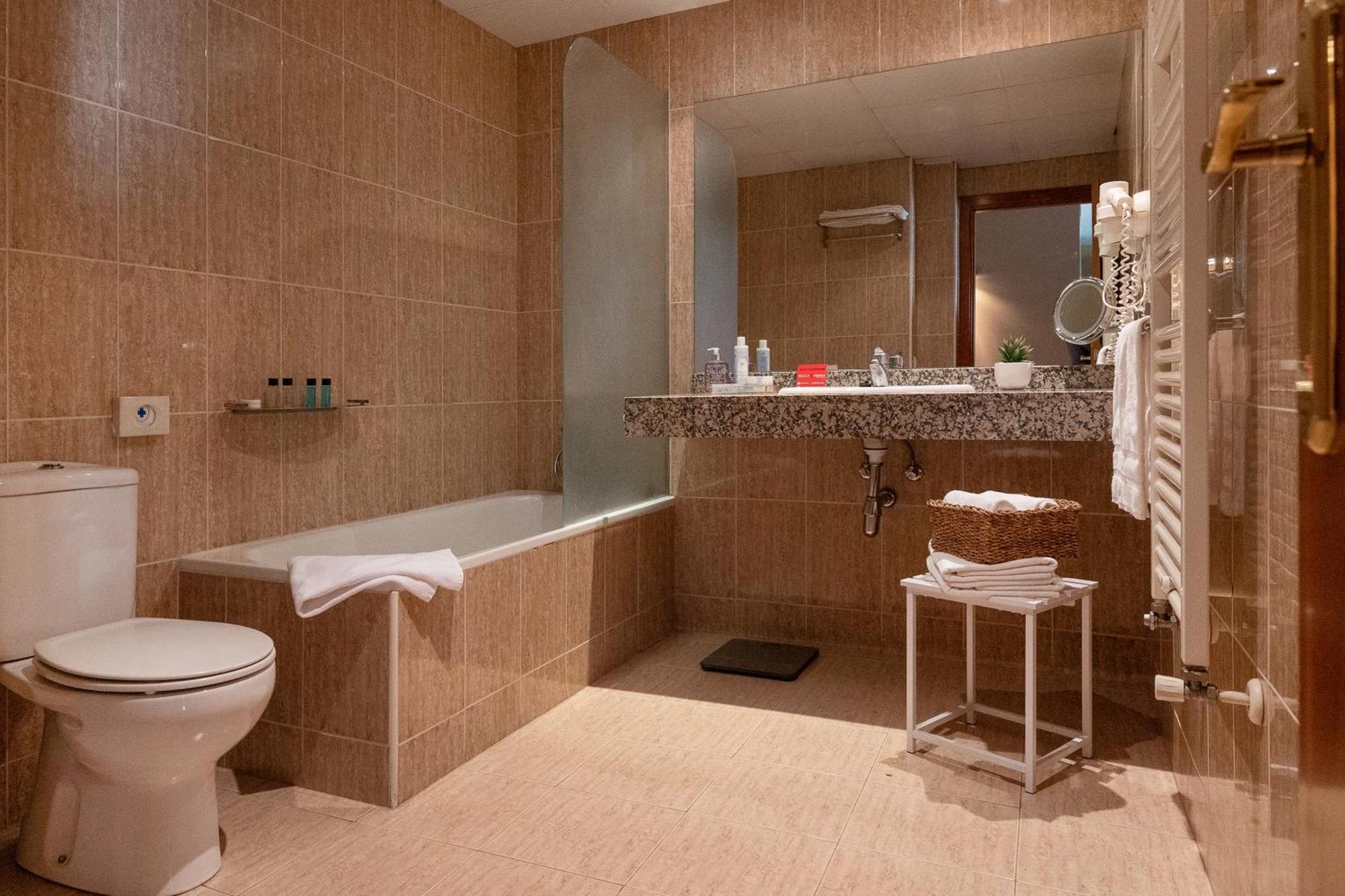 Apartaments Sant Bernat Canillo Luaran gambar